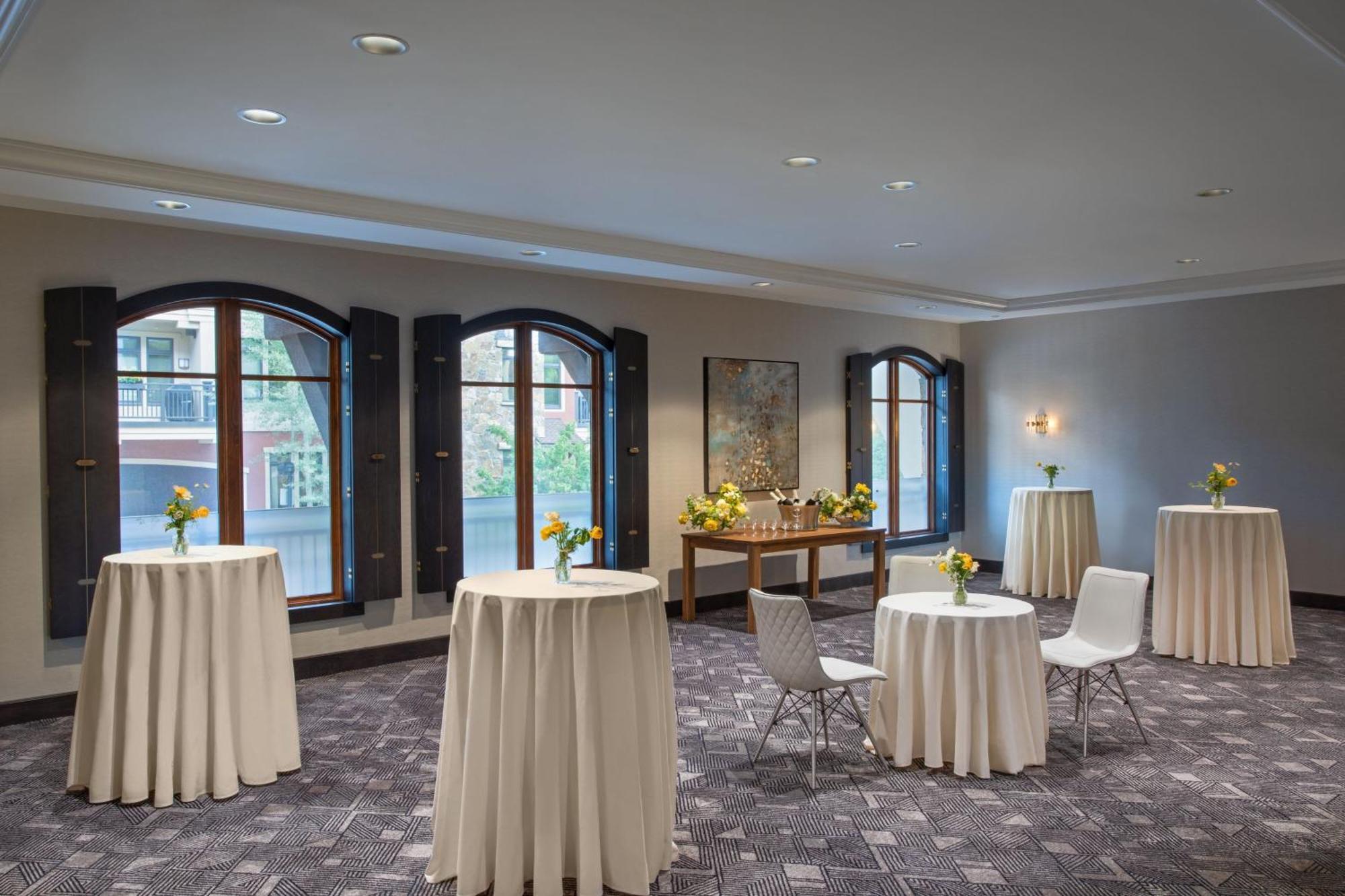 The Hythe, A Luxury Collection Resort, Vail Bagian luar foto