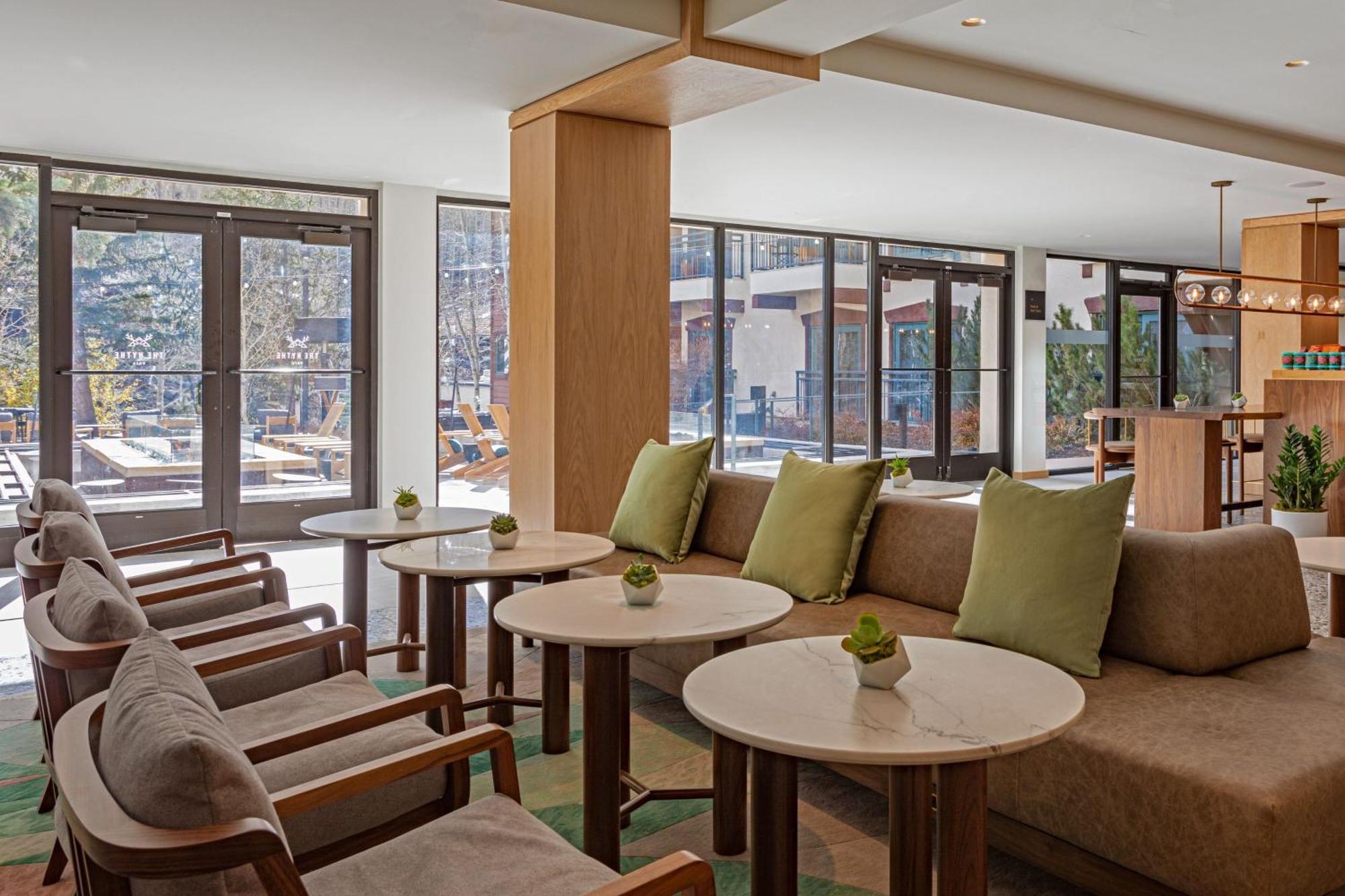 The Hythe, A Luxury Collection Resort, Vail Bagian luar foto